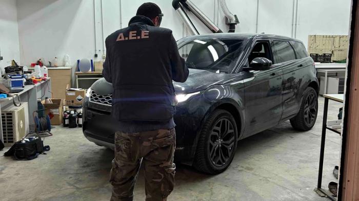 ΕΛ.ΑΣ.: Εξάρθρωση σπείρας που έκλεβε ΙΧ - Εξιχνιάστηκαν 74 κλοπές!